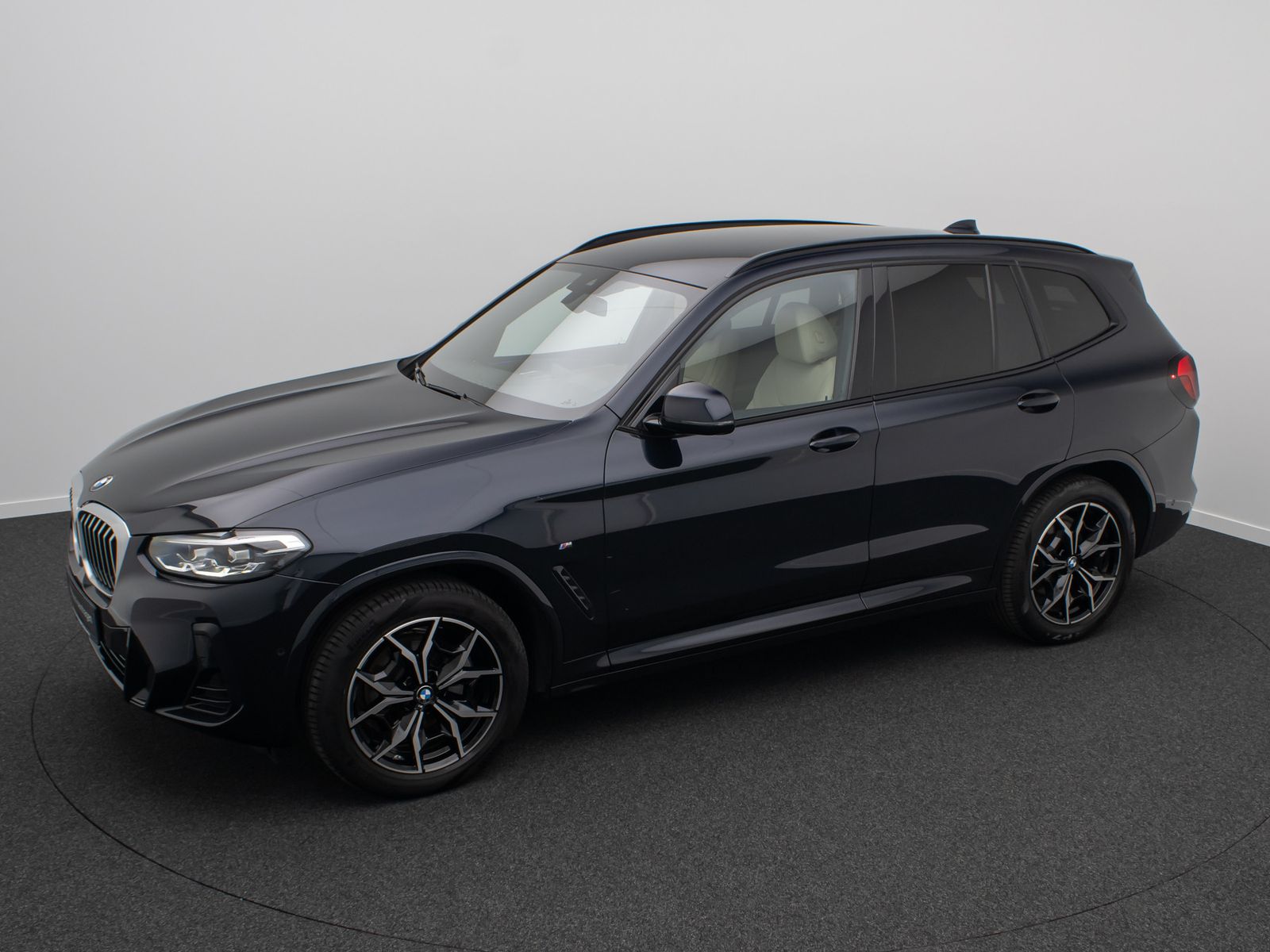 Fahrzeugabbildung BMW X3 xD20i M Sport HiFi Kamera DAB LED 19Zoll