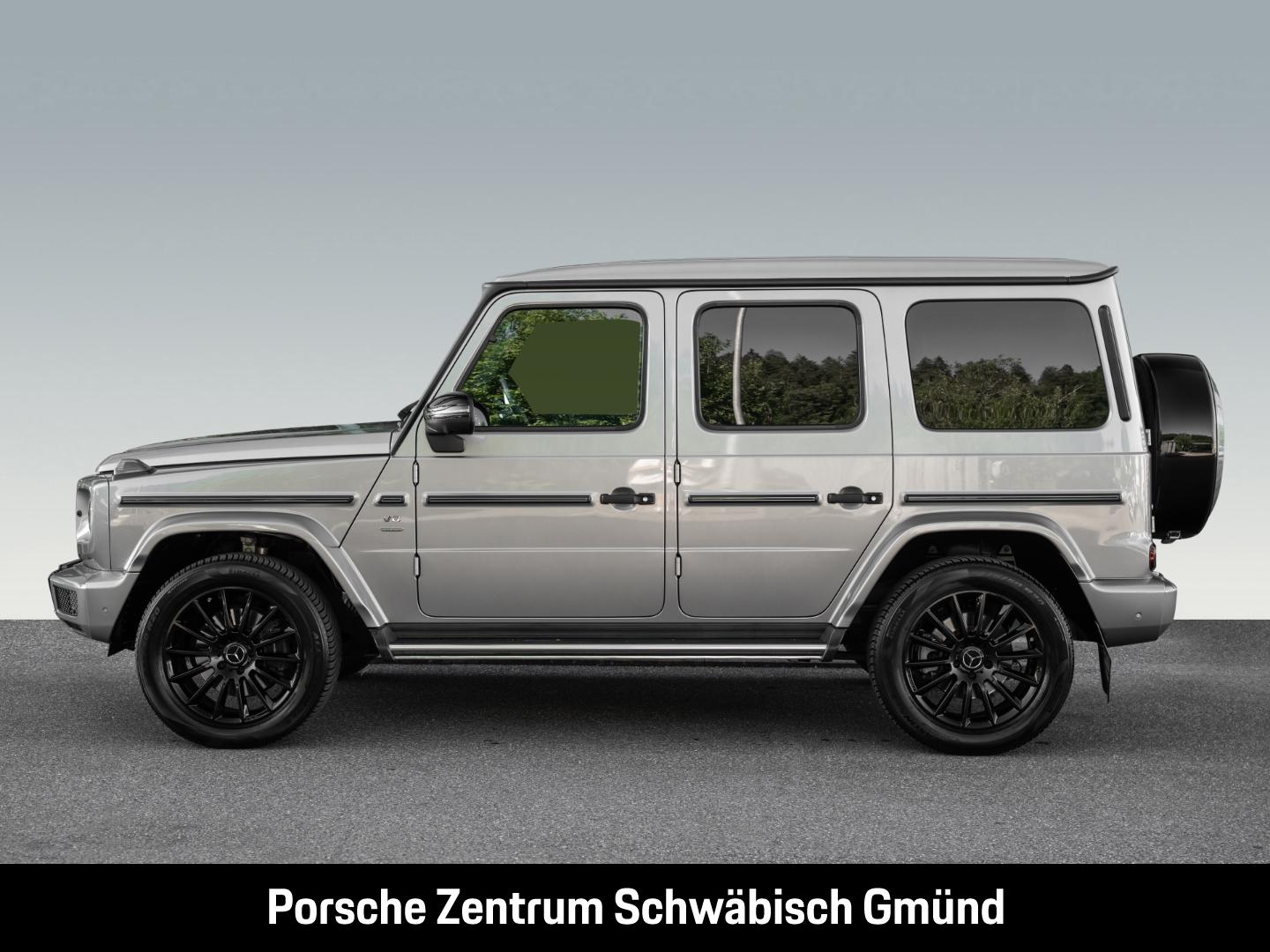 Mercedes-Benz G 500 Mercedes-Benz G500 V8 Stronger than Time -