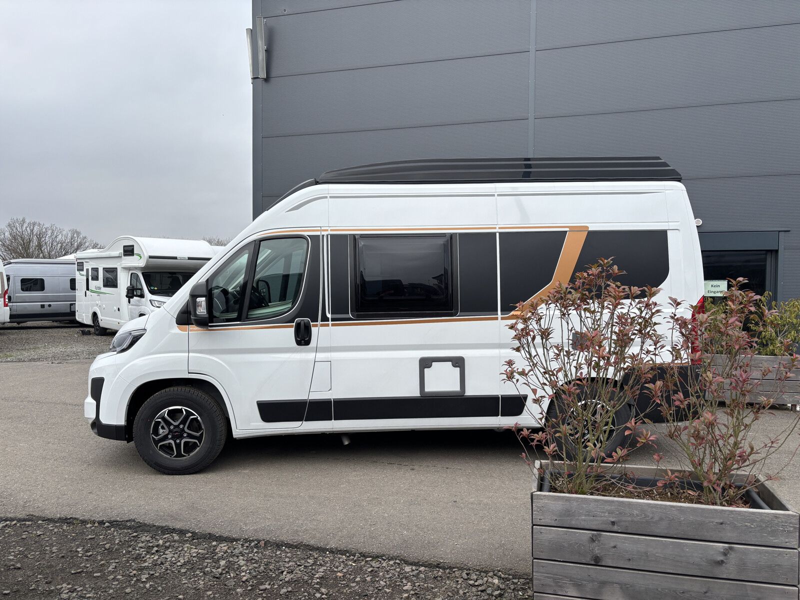 Fahrzeugabbildung Malibu Van compact 540 DB Fiat, 180 PS mit Aufstelldach