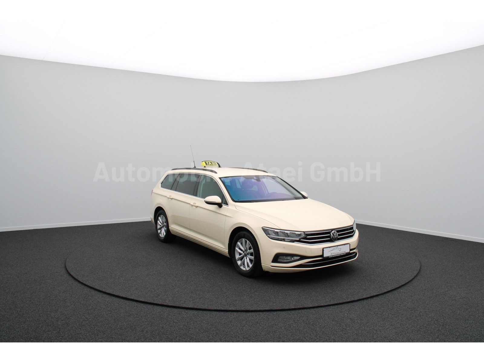 Fahrzeugabbildung Volkswagen Passat Variant Business *Taxi* TAXAMETER 7908