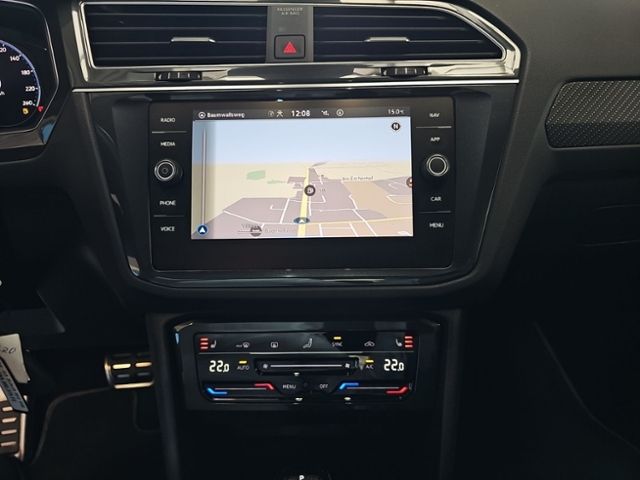 Fahrzeugabbildung Volkswagen Tiguan 2.0 TDI DSG R-Line Black Style LED NAVI R