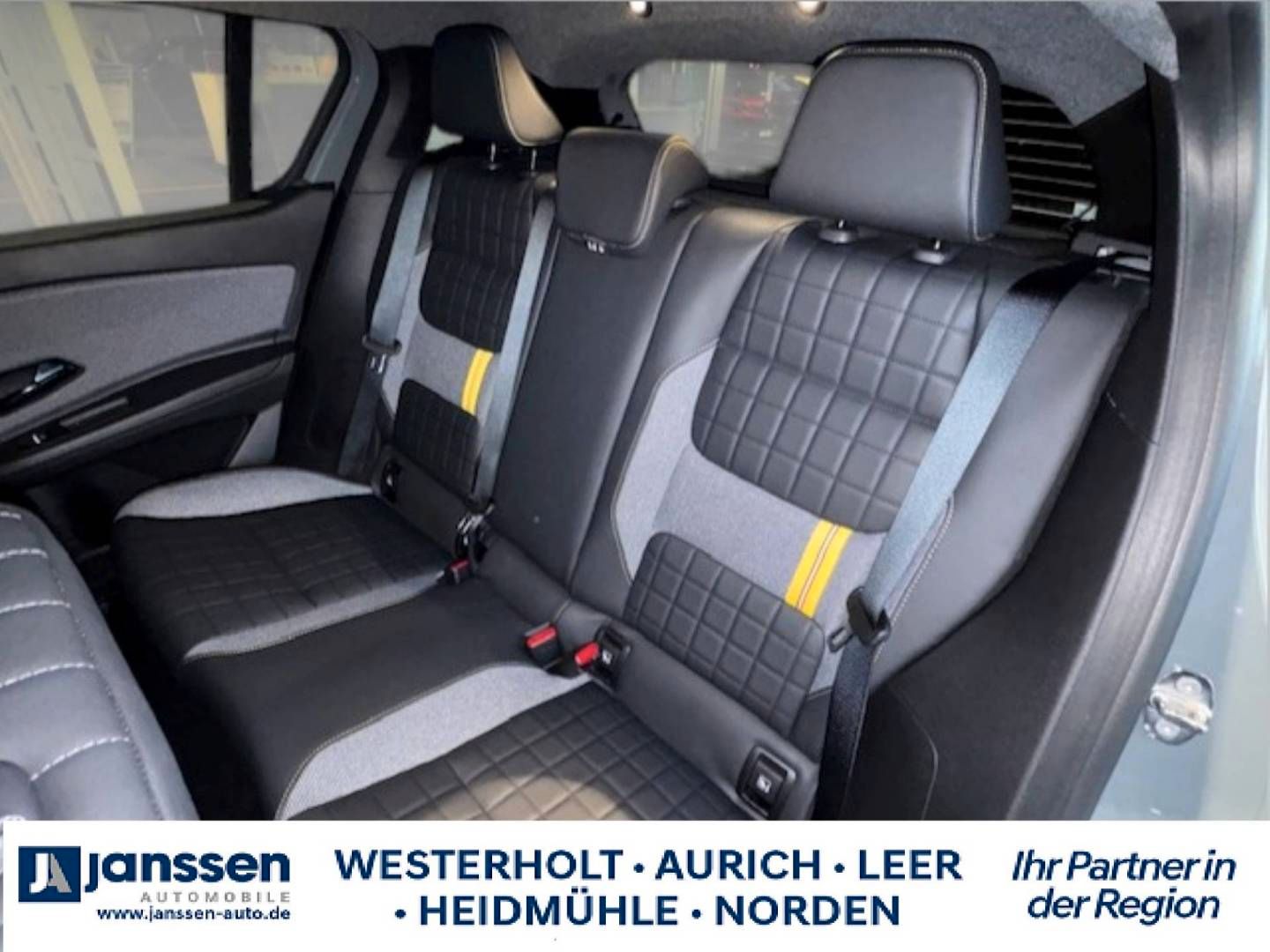 Fahrzeugabbildung Renault 4 E-Tech elektrisch Iconic 150 Comfort Range