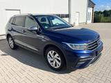 Volkswagen Tiguan Allspace Life +AHK+LED+PDC+NAVI+ - gebrauchte VW Tiguan Allspace aus dem Jahr 2024