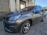 Peugeot 2008 Allure PanoramaDach Kamera Navi Xenon - Peugeot in München