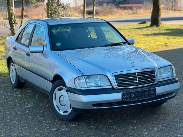 Mercedes-Benz C 200 Classic Limousine AHK