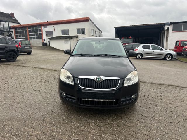 Skoda Fabia Elegance ! 1.4 Benzin ! Klima ! Tüv Neu