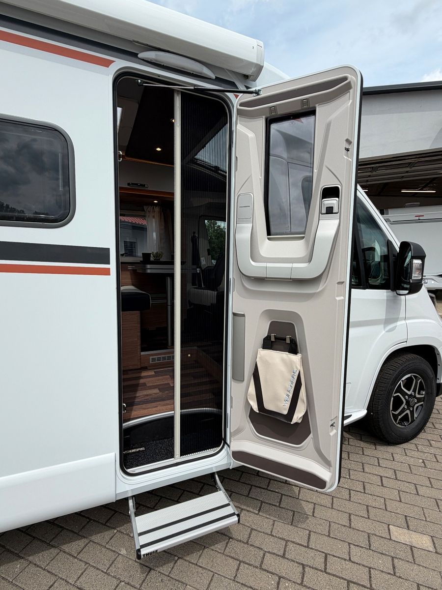 Fahrzeugabbildung Weinsberg CaraCompact Edition Pepper 600 MEG AT