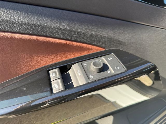 ID.4 Pro Performance AHK-klappbar Navi ACC