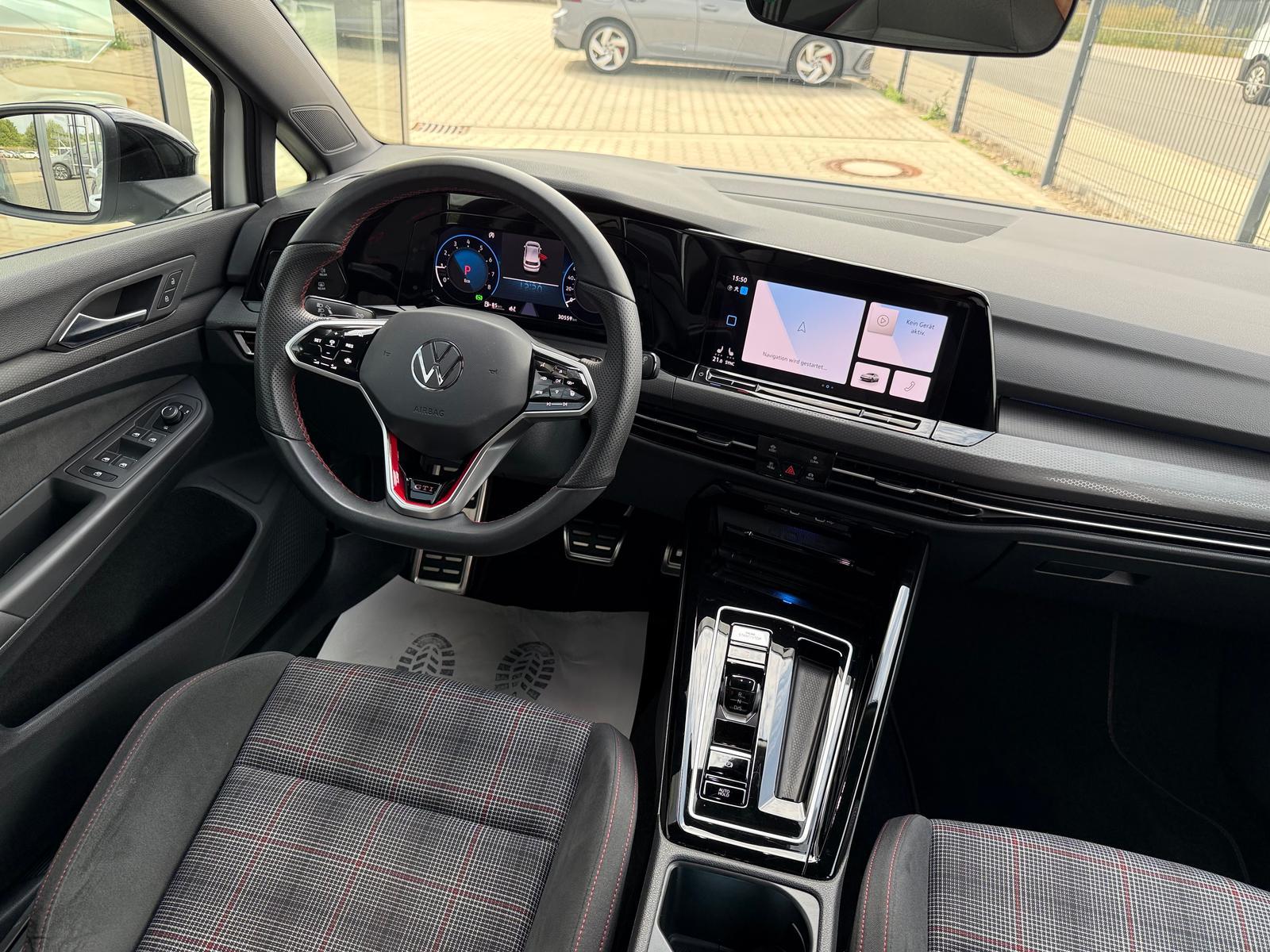 Volkswagen Golf GTI 2.0 TSI/DSG/LED/ACC/APP/KAMERA/AMBIENTE, миниатюра 9