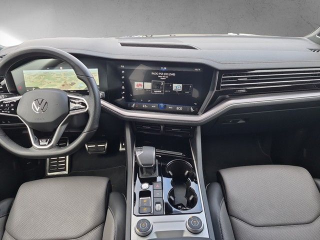 Fahrzeugabbildung Volkswagen Touareg TDI R-Line 4M Standhzg LED AHK Navi AID