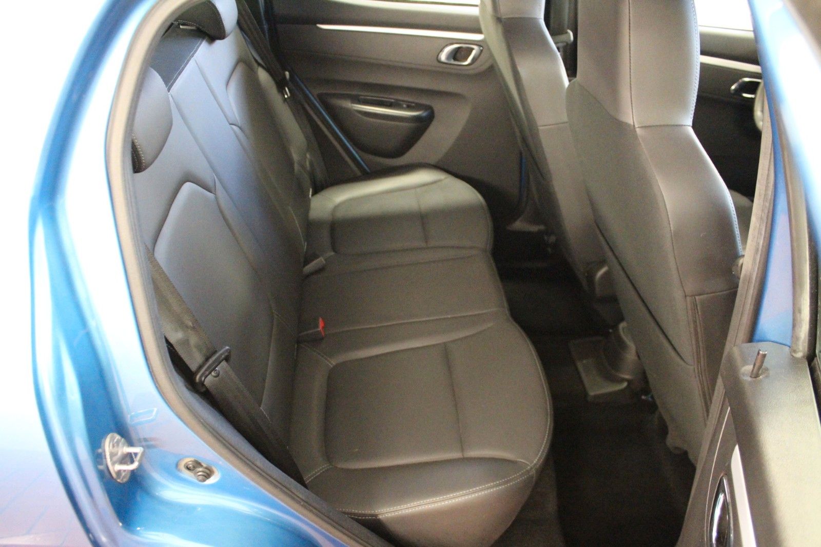 Fahrzeugabbildung Dacia Spring 45 Electric Expression MediaNav CCS