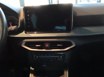 Fotografie 12 des Seat Arona Xperience 1.0 81kw AHK 18`SunSet Navi
