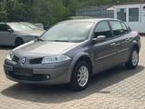 Renault Megane II Classic Lim. Avantage Automatik Getrie - Renault Megane: Avantage