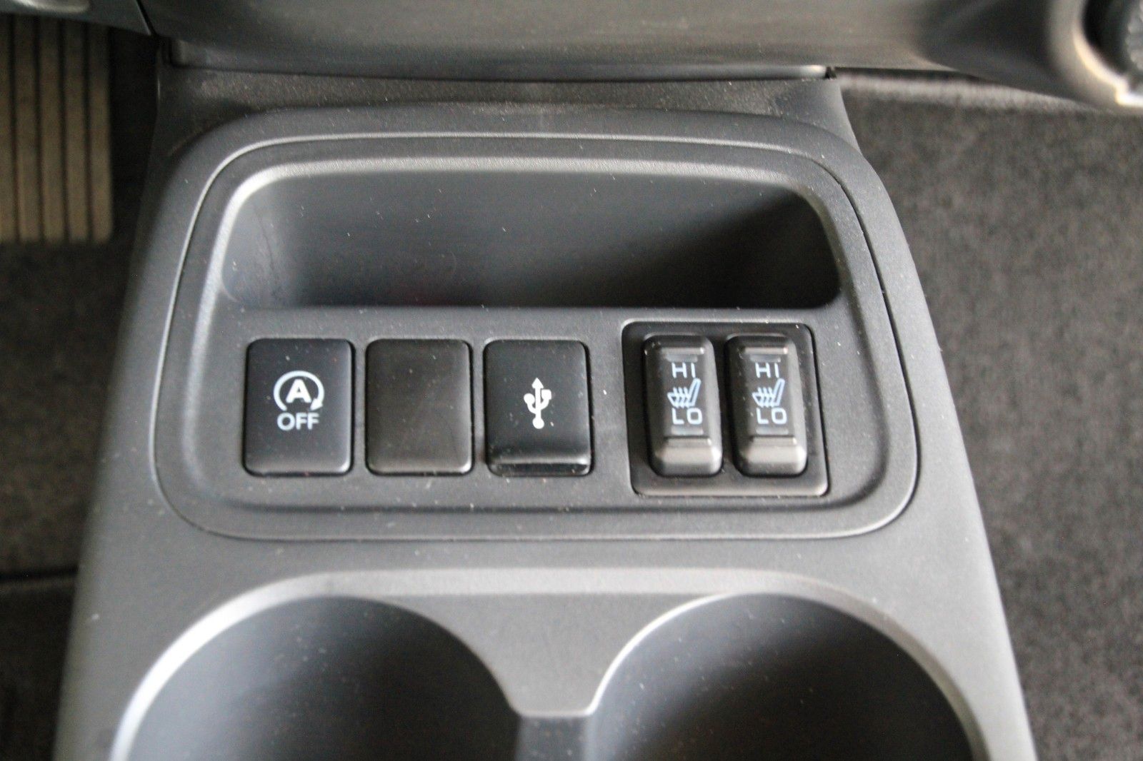 Fahrzeugabbildung Mitsubishi Space Star Select+