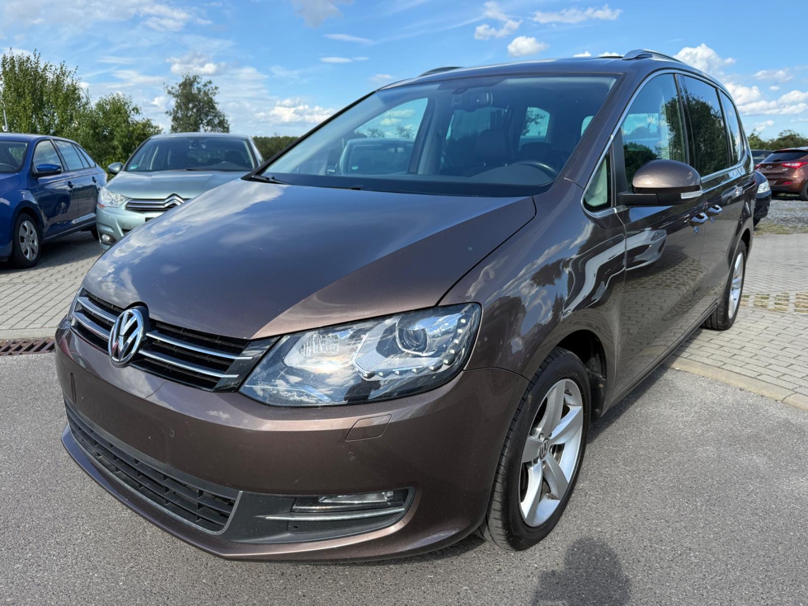Volkswagen Sharan 2.0 TDI 7 Sitze Pano TÜV bis Febr 2028 !
