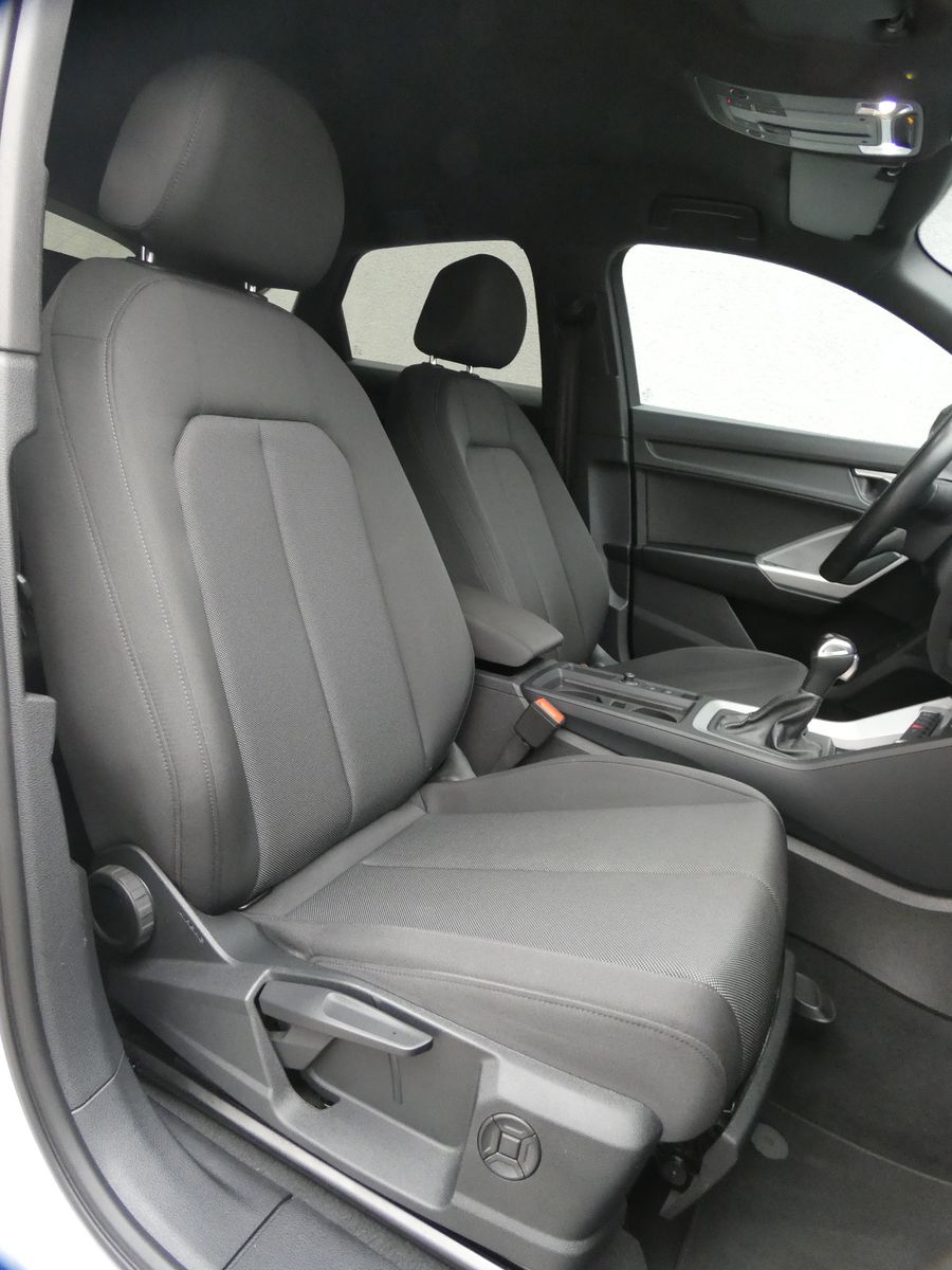 Audi Q3 Sportback 35 TDI S-tronic/Business/LEDdyn/18" foto 15