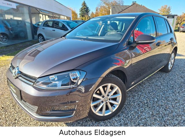 Volkswagen Golf VII Lim. Lounge + 1HAND +Service +TÜV +