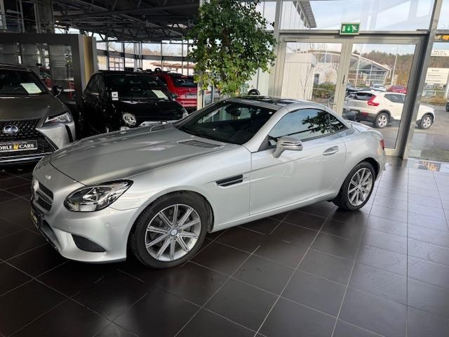 Mercedes-Benz SLC 300 Roadster PANO NAVI ALU