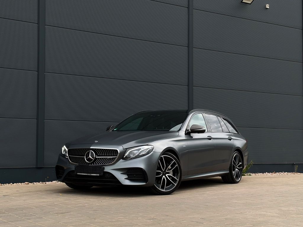 Image of Mercedes-Benz E 53 AMG