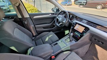 Volkswagen Passat Variant - 9