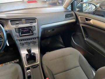 Volkswagen Golf VII Lim.  BMT *NAVI*SZHZ*PDC*TÜV-052027*