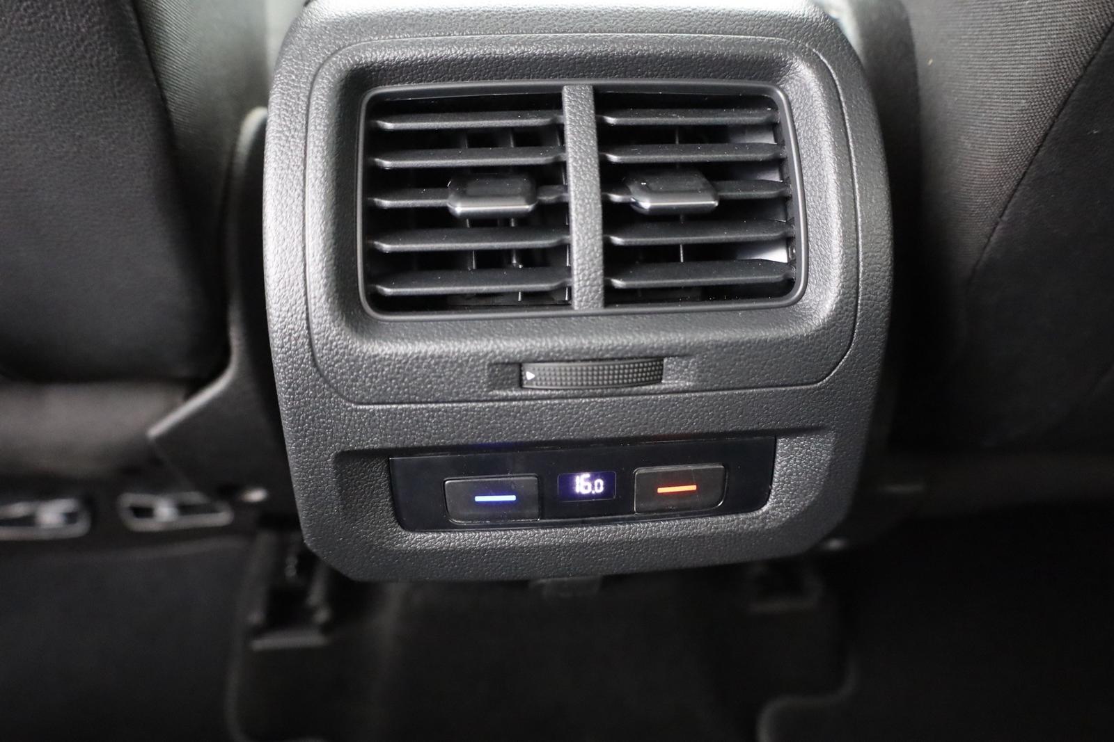 Volkswagen Touran 2.0 TDI DSG Comfortline LED Navi PDC AHK, миниатюра 28