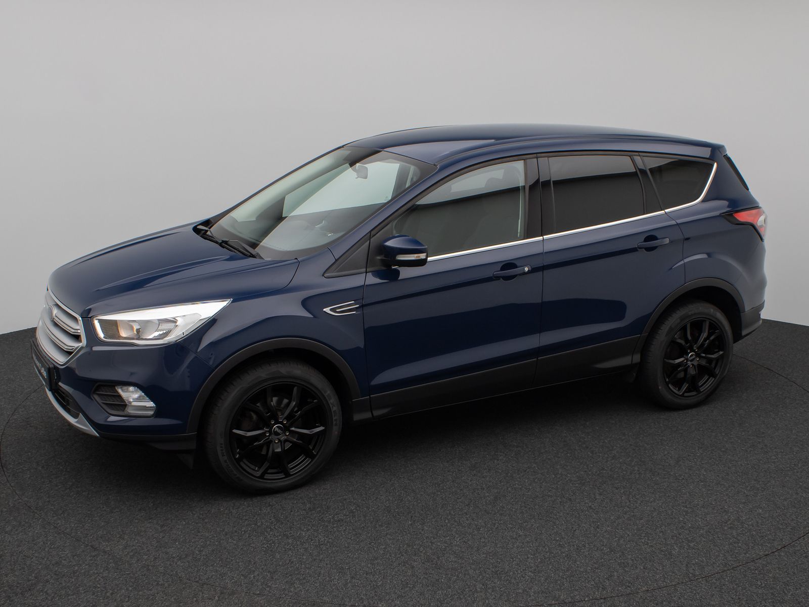 Fahrzeugabbildung Ford Kuga Trend AHK Sitzhzg PDC Tempomat 8Fach
