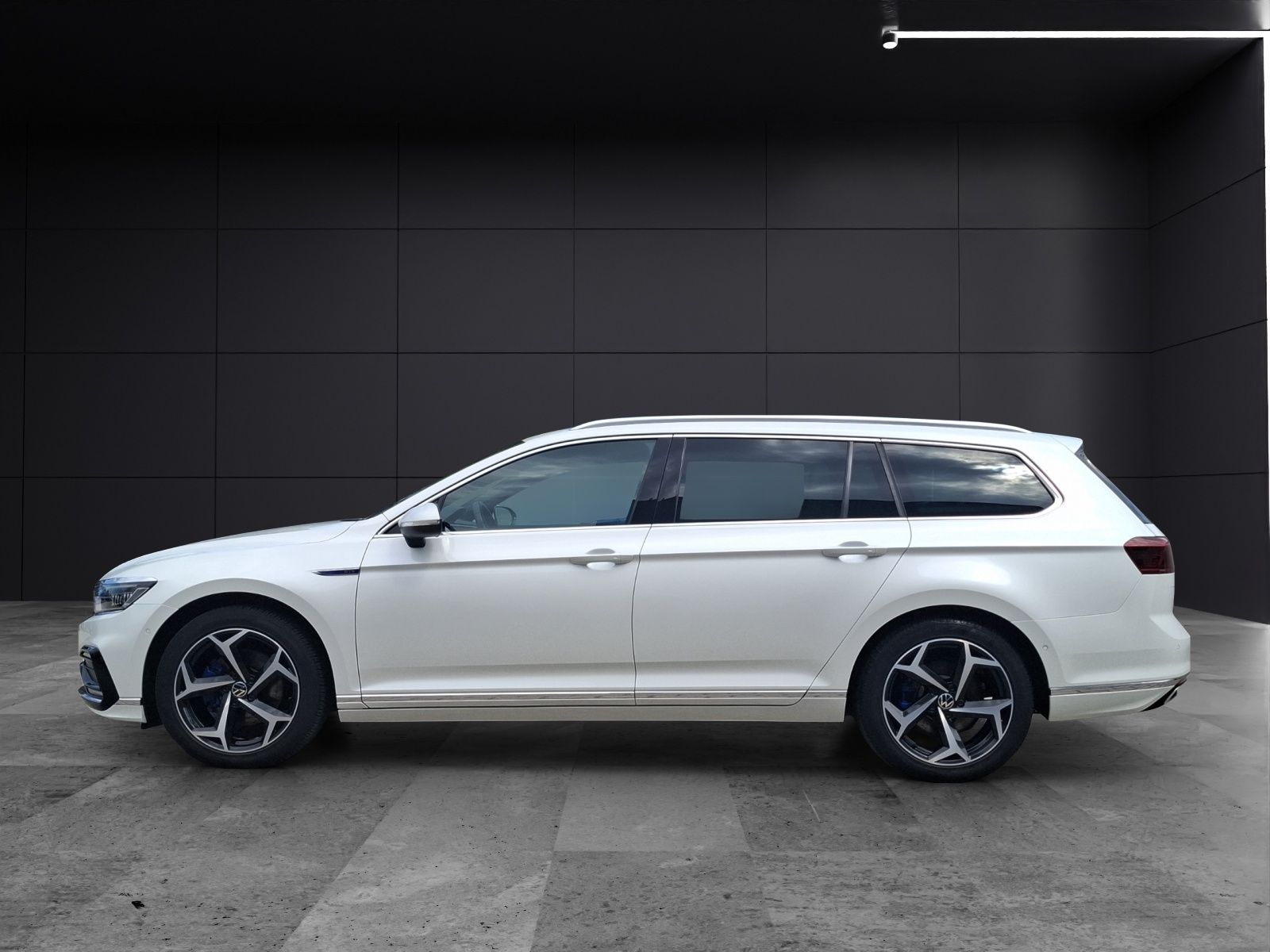 Fahrzeugabbildung Volkswagen Passat Variant GTE DSG Standhzg. Matrix AHK Navi