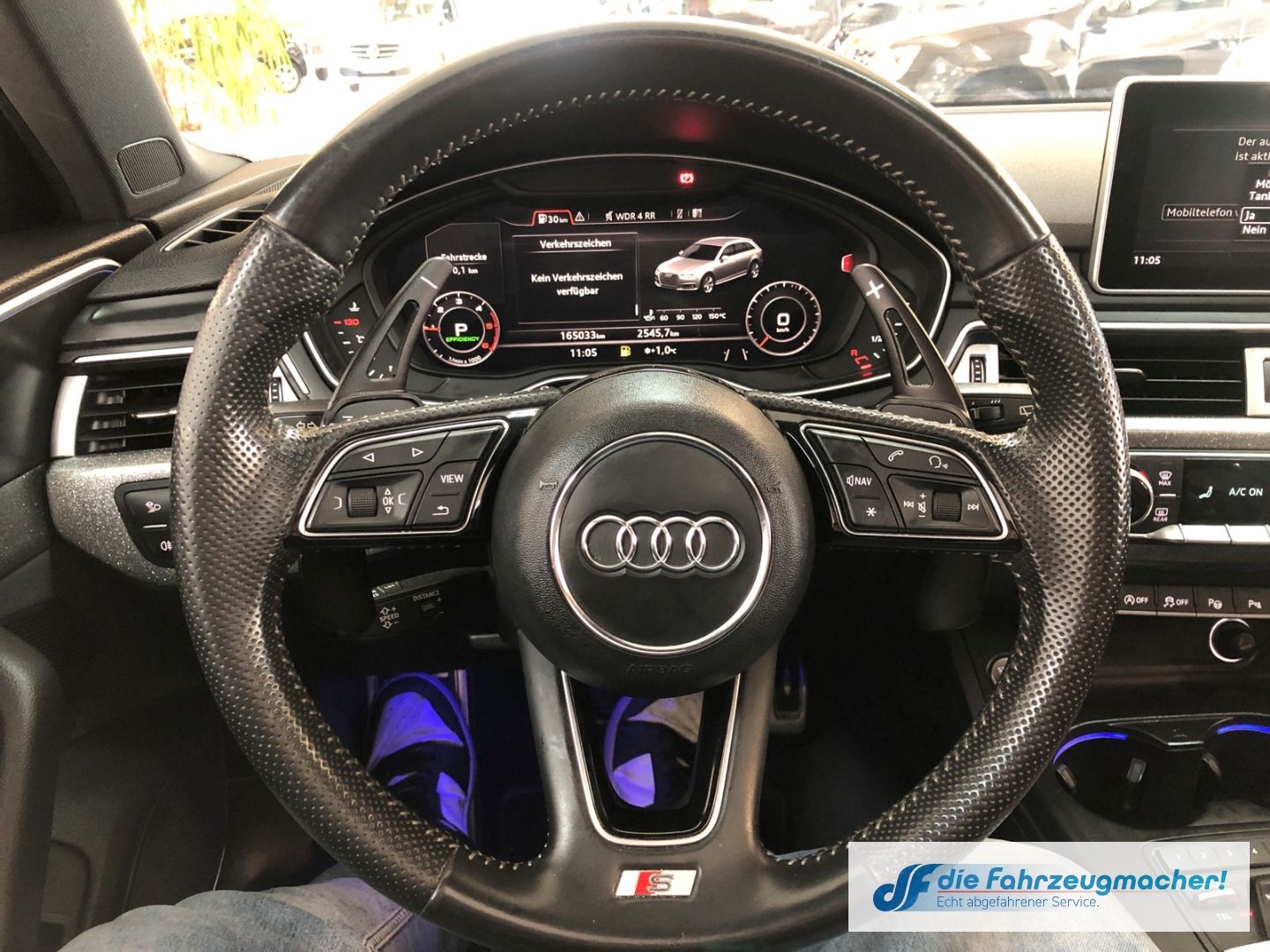 Fahrzeugabbildung Audi A4 Avant quattro sport 3.0 TDI S line  Pano AHK-