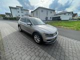 Volkswagen VW Tiguan 2.0 TDI - Volkswagen Tiguan mit Diesel-Antrieb: Kombi, Automatik