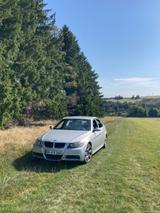 BMW E90 320d M-Paket (M47, pre-lci)gepflegt  - BMW 320 mit Diesel-Antrieb: Limousine, 320d E90