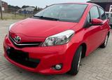 Toyota Yaris 1.3 Automatik - Toyota Yaris Gebrauchtwagen in Oldenburg