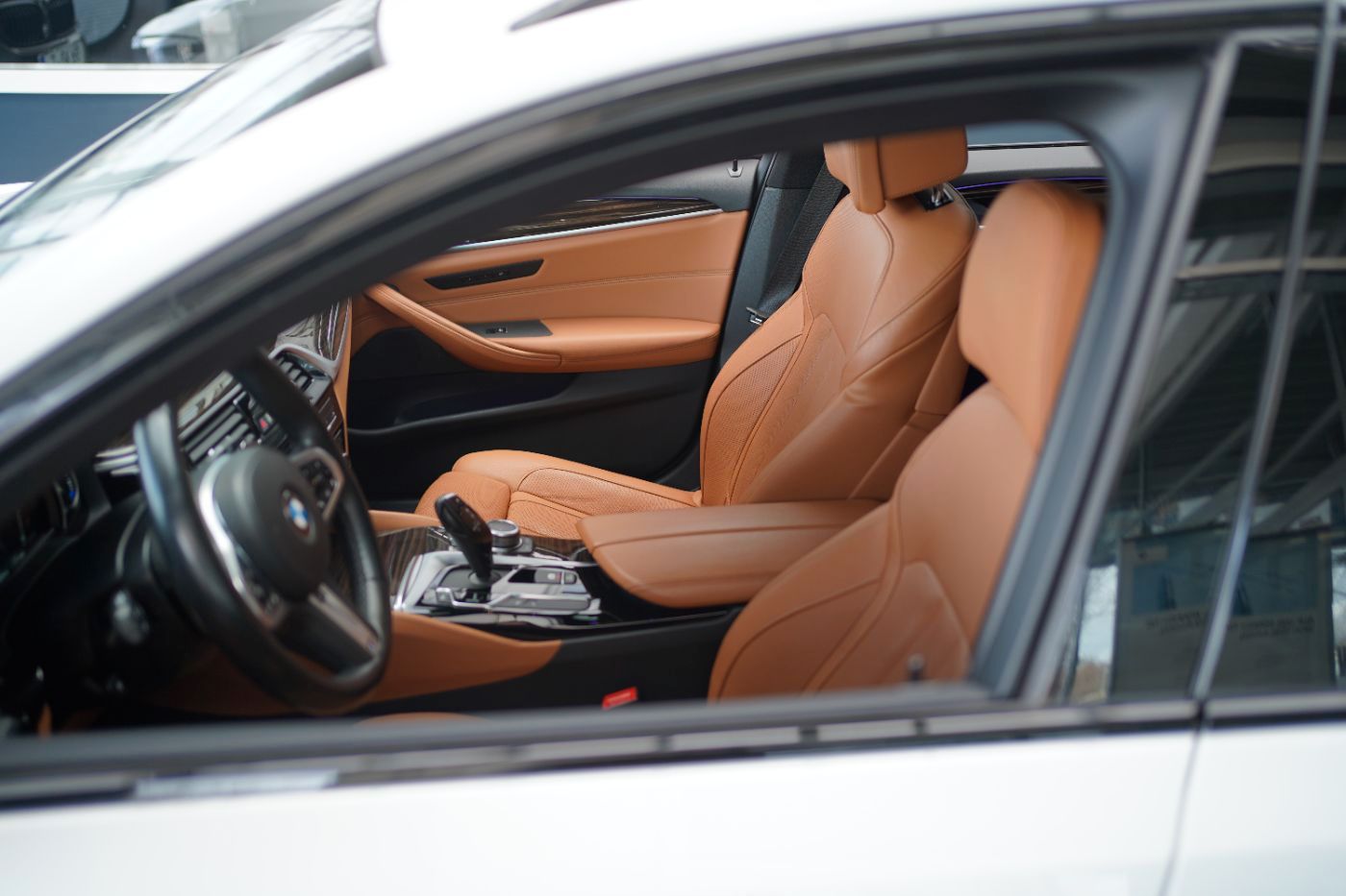 Fahrzeugabbildung BMW 530d xDrive M Sport Standheizung+PanoramaGlasdac