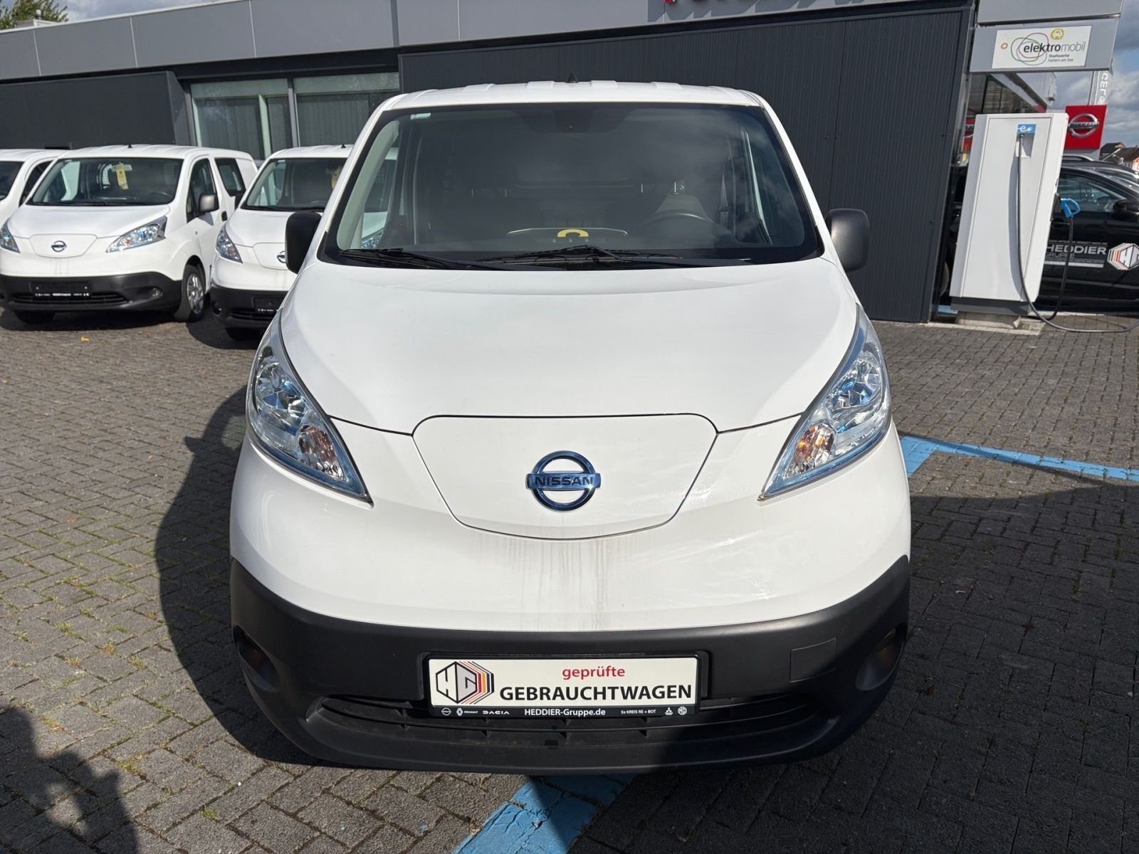Fahrzeugabbildung Nissan e-NV200 Kasten Premium 40 kw/h *Investitionsboos