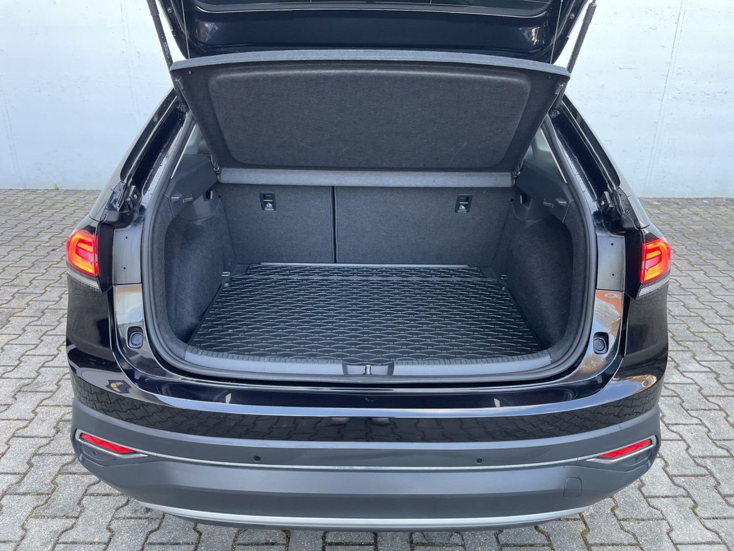 Taigo 1.0 TSI DSG Style Pano/Matrix/App-Connect/