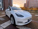 Tesla Model Y Long Range AWD, AHK, 11kW Lader