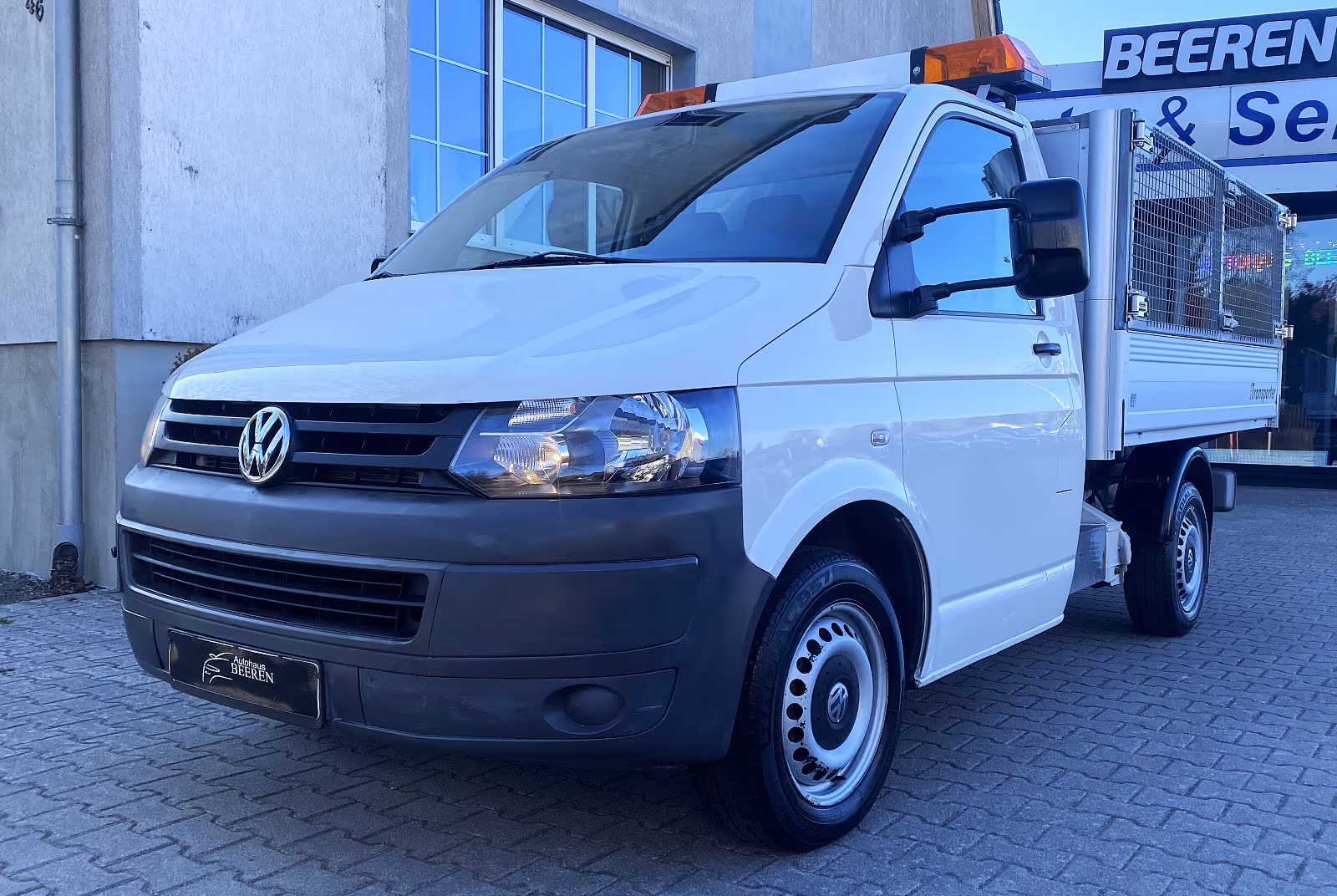 Volkswagen T5 Transporter Pritsche / Kipper SHZ KLIMA AHK
