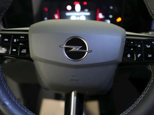 Astra L ST GS+LED LICHT+360 GRAD KAMERA+SITZ-/LE
