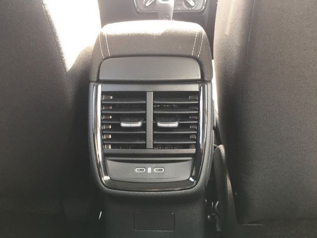 Skoda Scala 1.0 TSI Essence *PDC*KLIMA*SHZ*TEL*CARPLAY