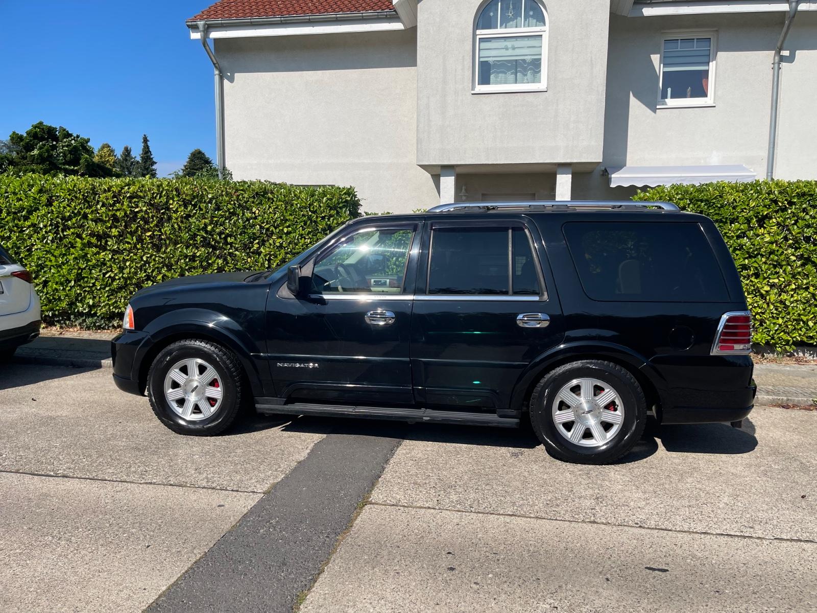 Lincoln Navigator 5,4"AUTOMATIK"KLIMA"7 SITZE"SCHIEBED."