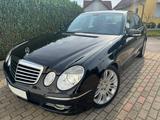 Mercedes-Benz E 220 CDI AVANTGARDE Avantgarde, Sportpaket - Mercedes-Benz E 220: Cdi Sport
