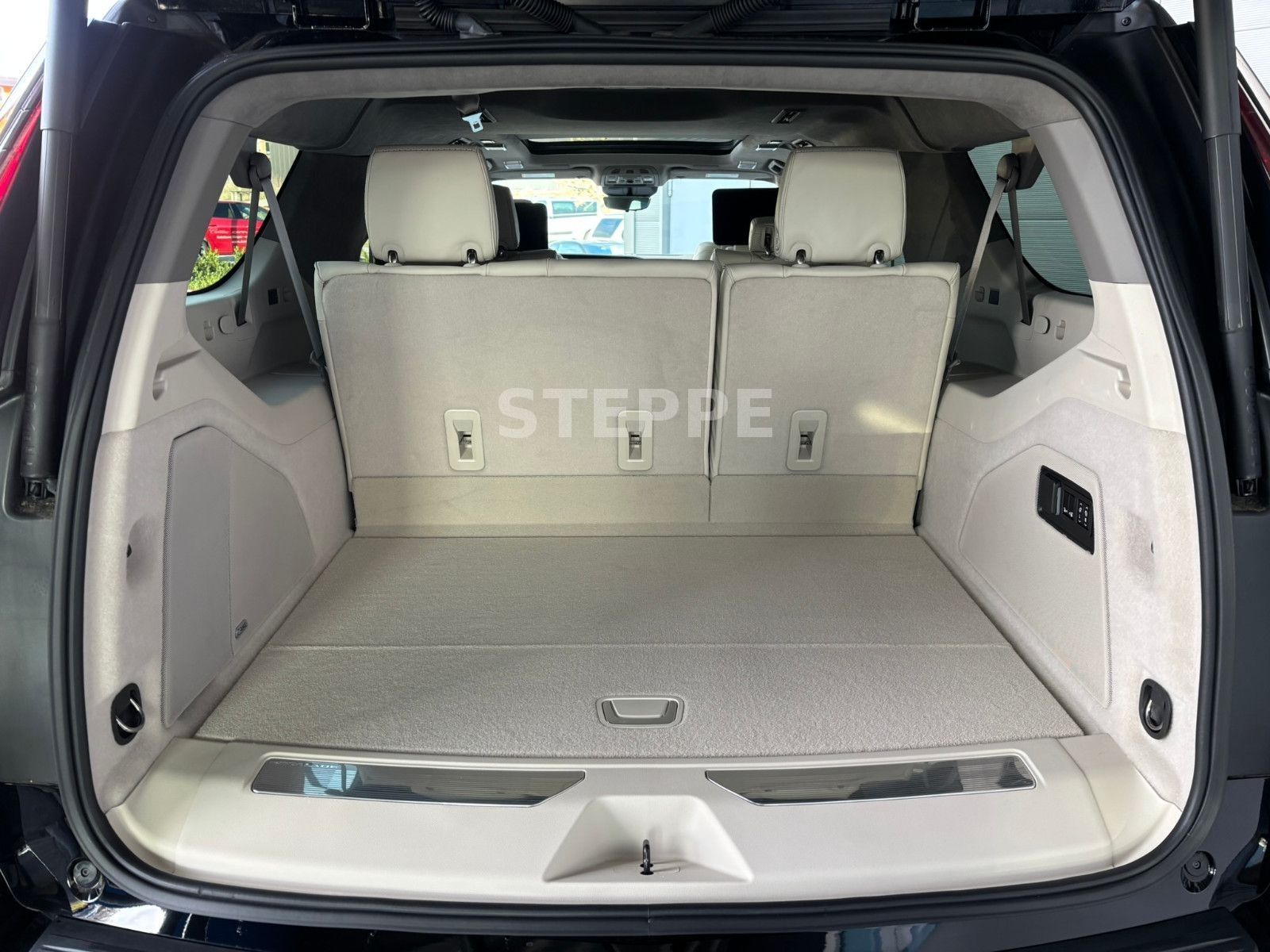 Cadillac Escalade 6.2 V8 ESV Sport Platinum EU-Navi AHK