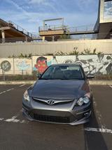 Hyundai i30 CW 1.4 mit nachgerüstete LPG-Anlage - Hyundai i30 aus 2011: I30cw