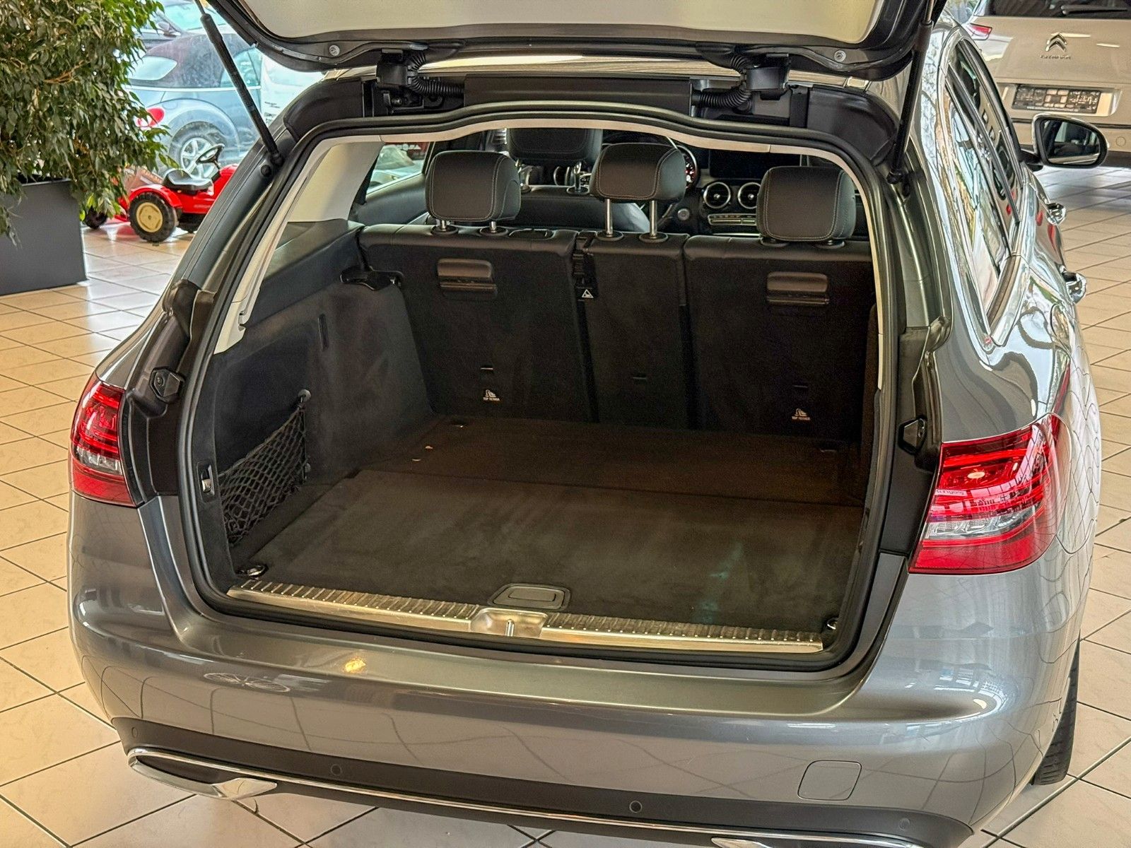 Mercedes-Benz C 220 d 4Matic | ACC | Spurhalte. | LED | uvm. foto 16