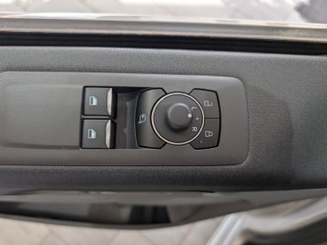 Ford Tourneo Custom 2.0 EcoBlue  L1 Titanium