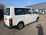 Volkswagen T6 Transporter Kombi 2.0 TDI 110KW AUTOM. PKW BR - Volkswagen T6 Transporter: 8 Sitzer