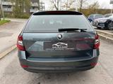Skoda Octavia 2.0 TDI Automatik 1.Hand|Navi|ACC|Kamera - Skoda Octavia: Kombi, 1.2