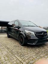 Mercedes-Benz Mercedes V-Klasse  220d  (AMG Black-Line) - Mercedes-Benz E 220: Van