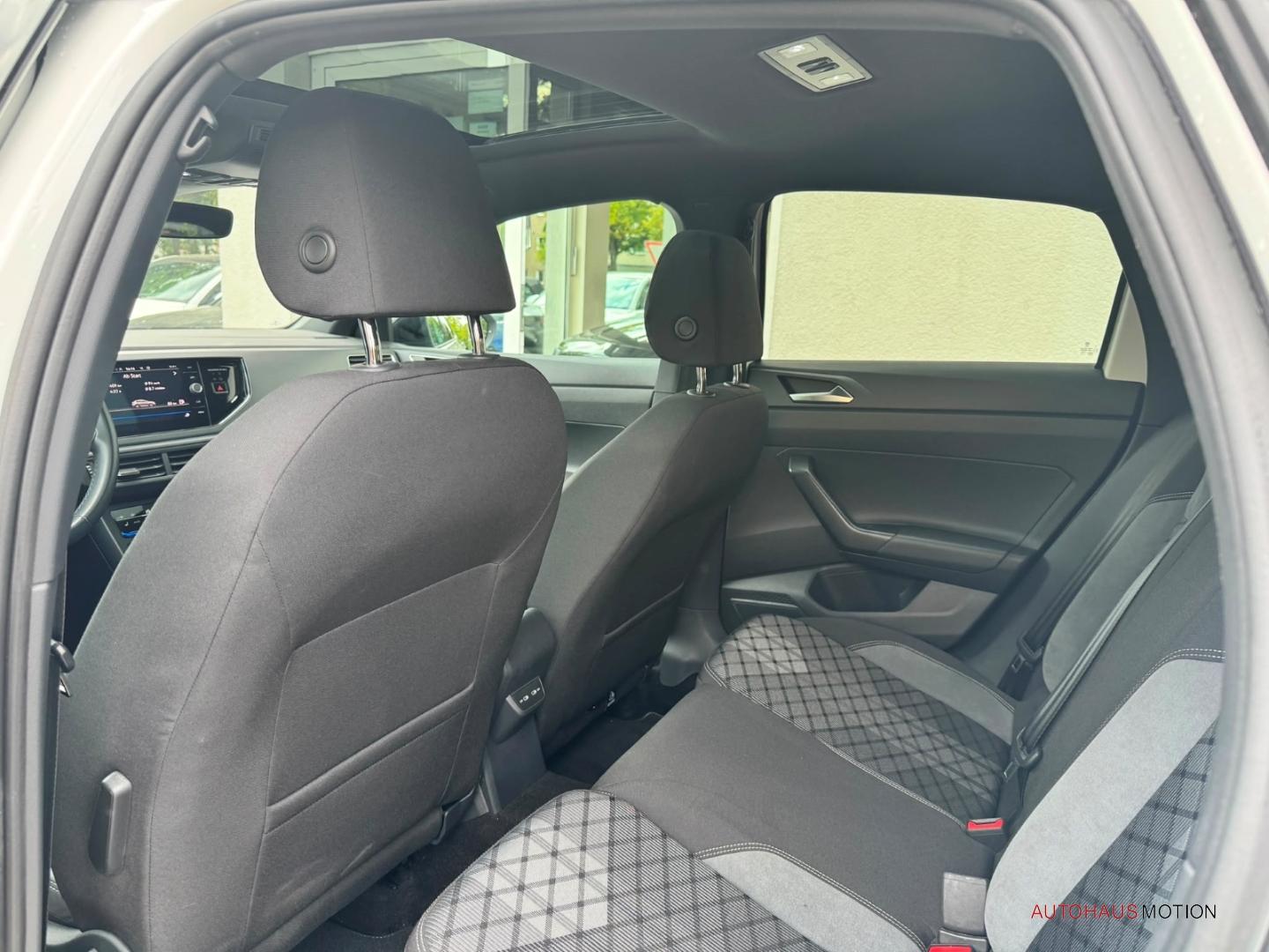 Volkswagen Taigo 1.5 TSI 2x R-Line Black Style Pano Navi AC, миниатюра 10