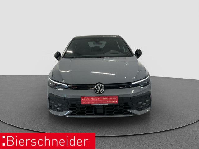 Volkswagen Golf 8 GTI 2.0 TSI DSG Black 19 AHK MATRIX PANO foto 5